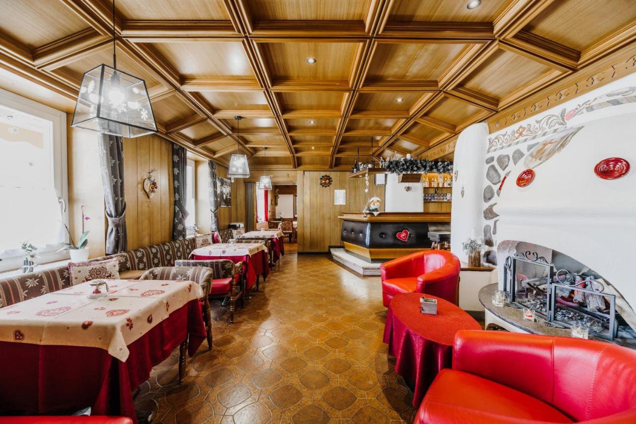 Hotel Rosa Wellness & Spa Vigo di Fassa Luaran gambar