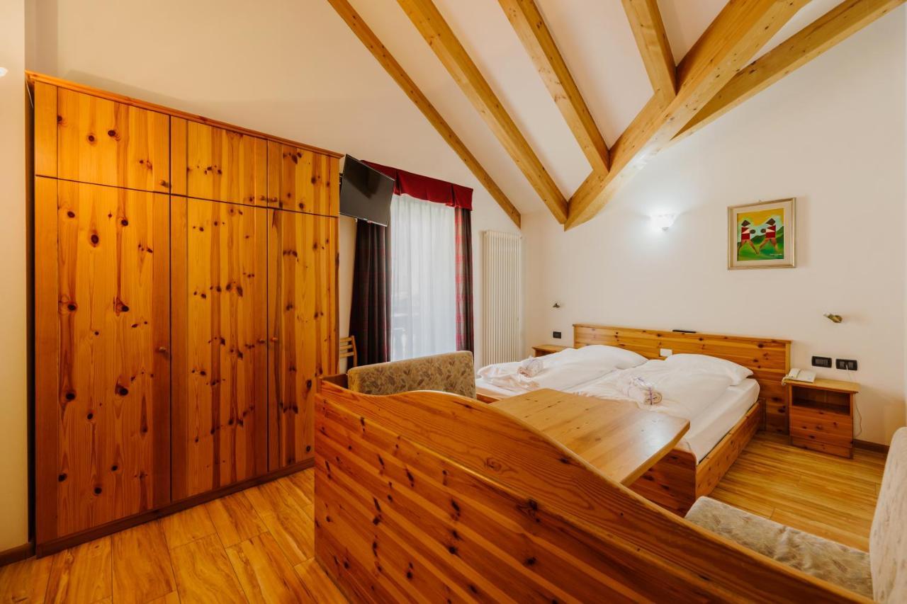 Hotel Rosa Wellness & Spa Vigo di Fassa Luaran gambar