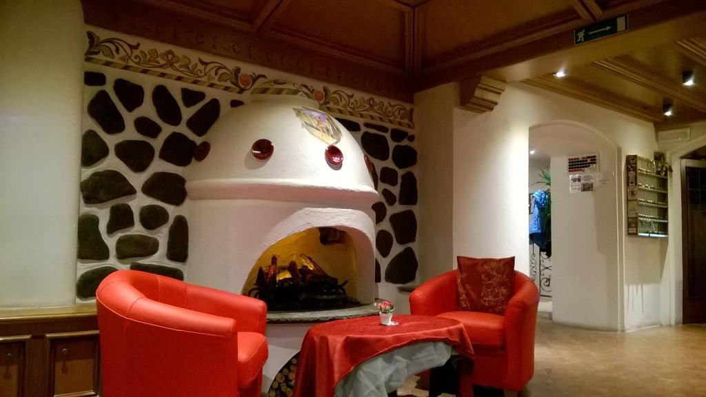 Hotel Rosa Wellness & Spa Vigo di Fassa Luaran gambar